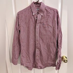 Men’s Southern Tide southern shirt. Classic fit size small. Button down